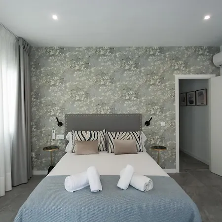 Lujoso Con Piscina Compartida 2 * Siviglia